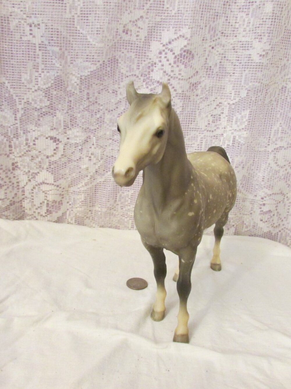 Breyer Proud Arabian Mare Horse Signed by Peter Stone in 1987 - Picture 10 of 15